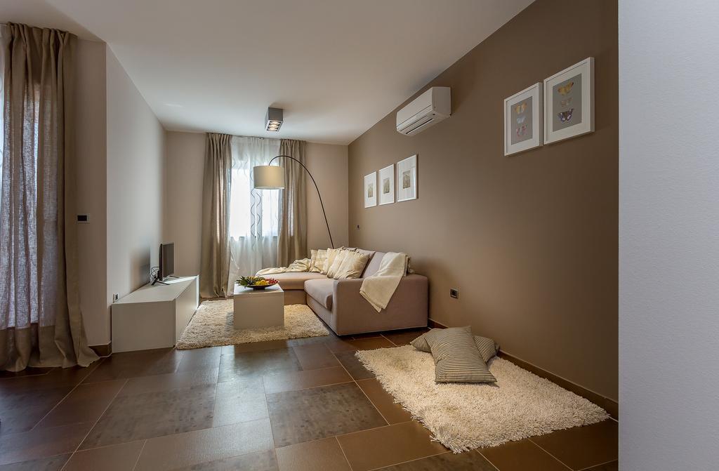 Apartments Stella Rovinjsko Selo Bilik gambar