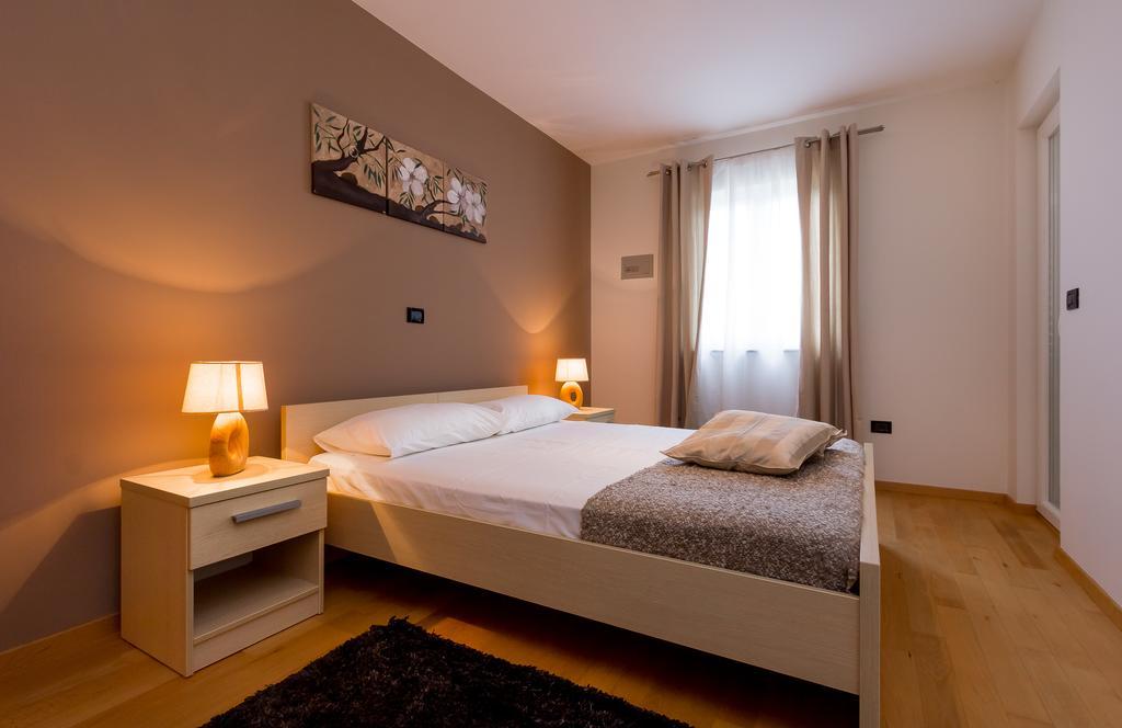 Apartments Stella Rovinjsko Selo Bilik gambar