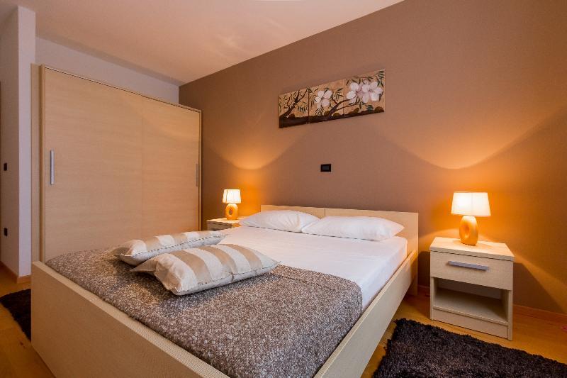 Apartments Stella Rovinjsko Selo Luaran gambar